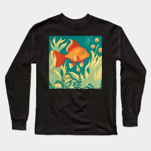 Cute Goldfish swimming in the sea with Seaweed and Ocean Life Long Sleeve T-Shirt